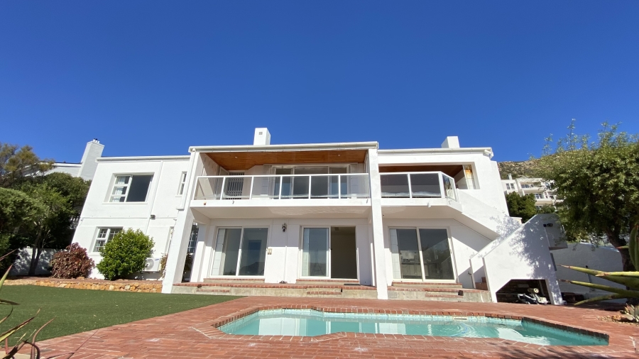 5 Bedroom Property for Sale in Simons Kloof Western Cape